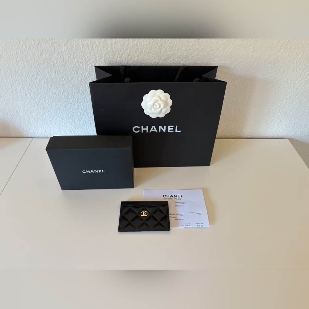 Chanel CC Classic Black Caviar Card Holder